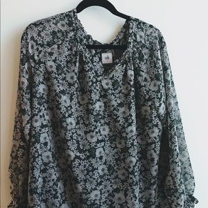 Cabi Peasant blouse # 3765